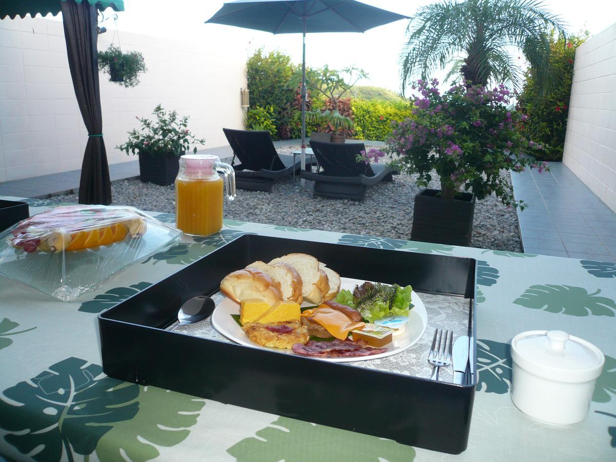 Villa Motobu Hills ภายนอก รูปภาพ