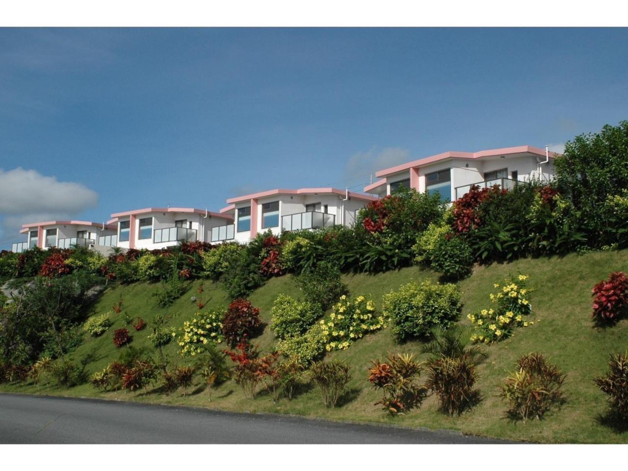 Villa Motobu Hills ภายนอก รูปภาพ