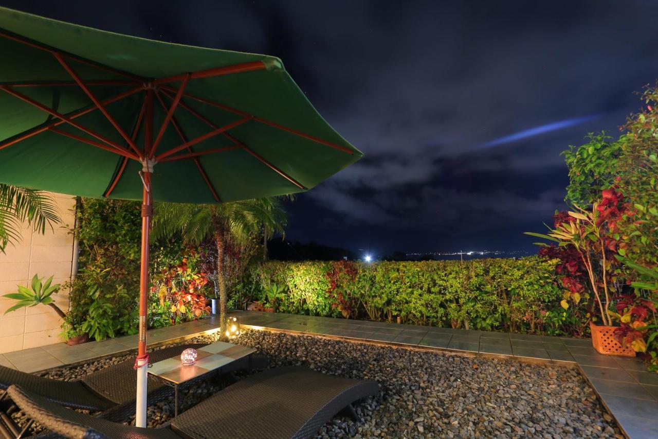 Villa Motobu Hills ภายนอก รูปภาพ